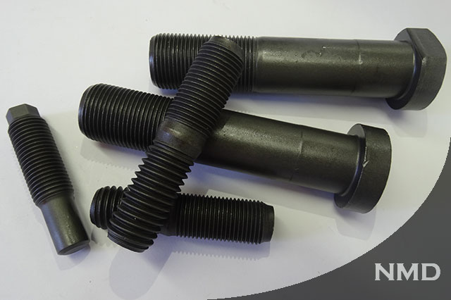 Parafusos de alta resistência em fosfato preto